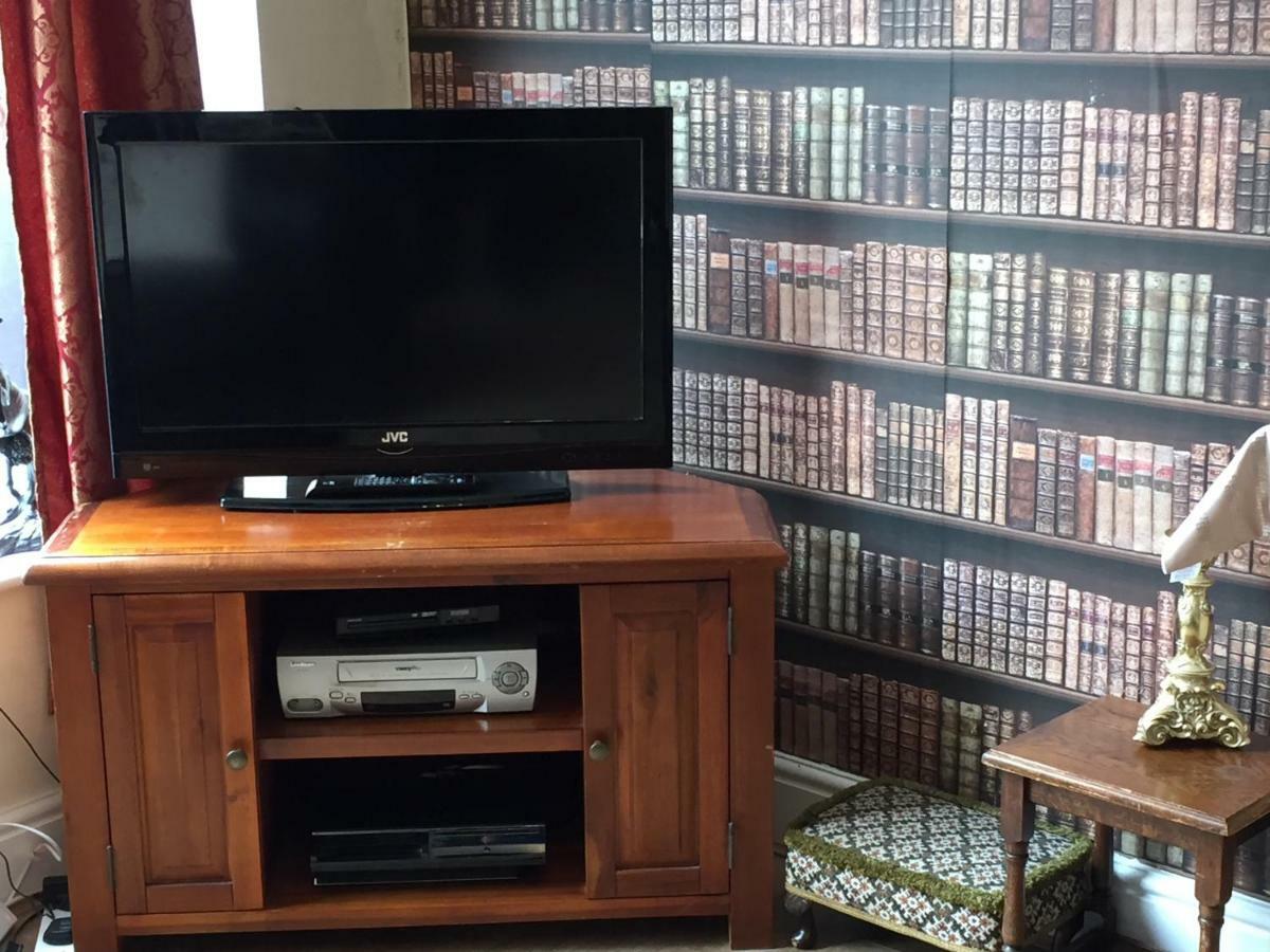 Shakespeare Apartment Measham Bagian luar foto